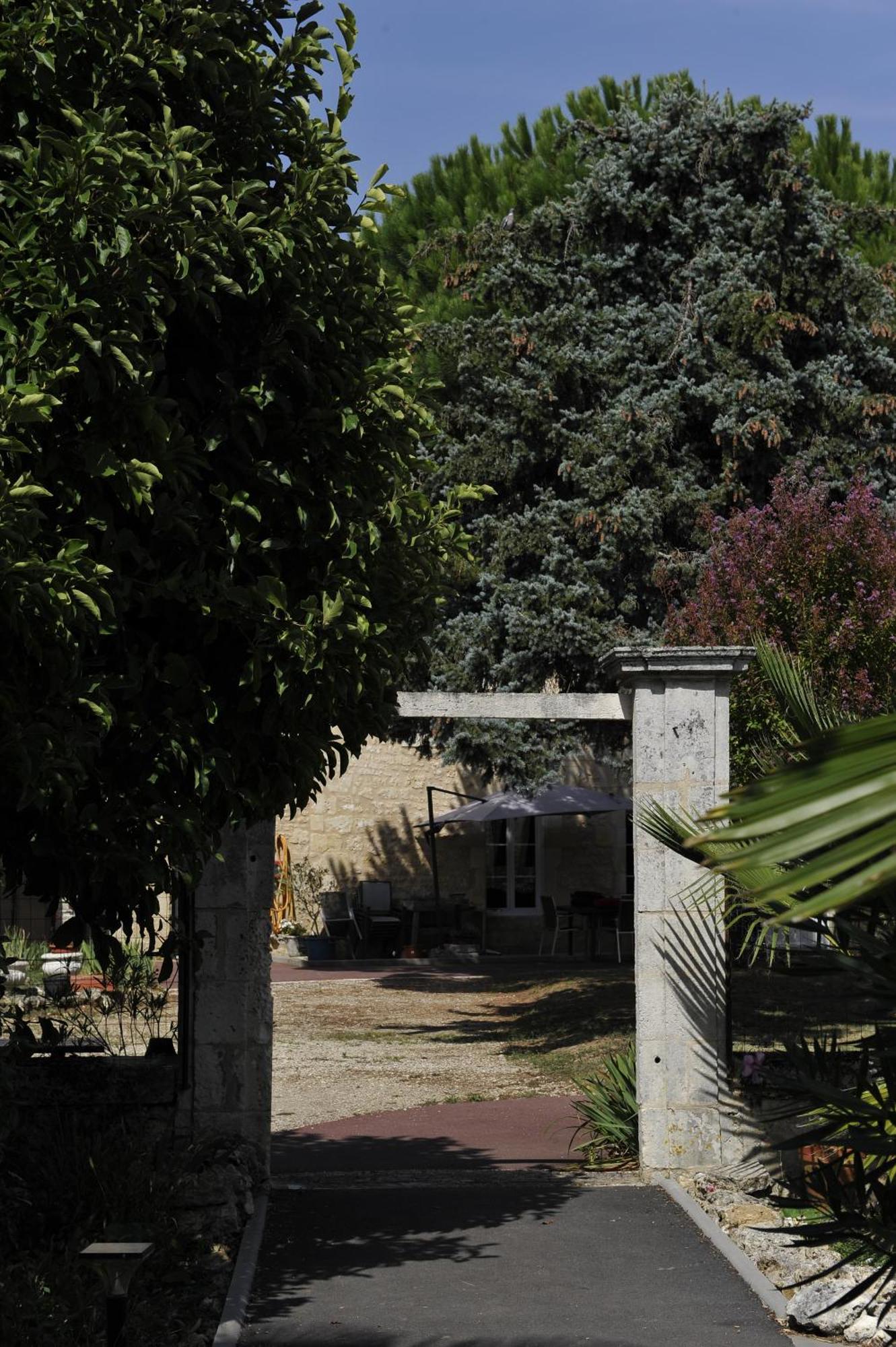 Jardin D'Arcy - Chambres D'Hotes Avec Piscine Et Spa Bois Dış mekan fotoğraf